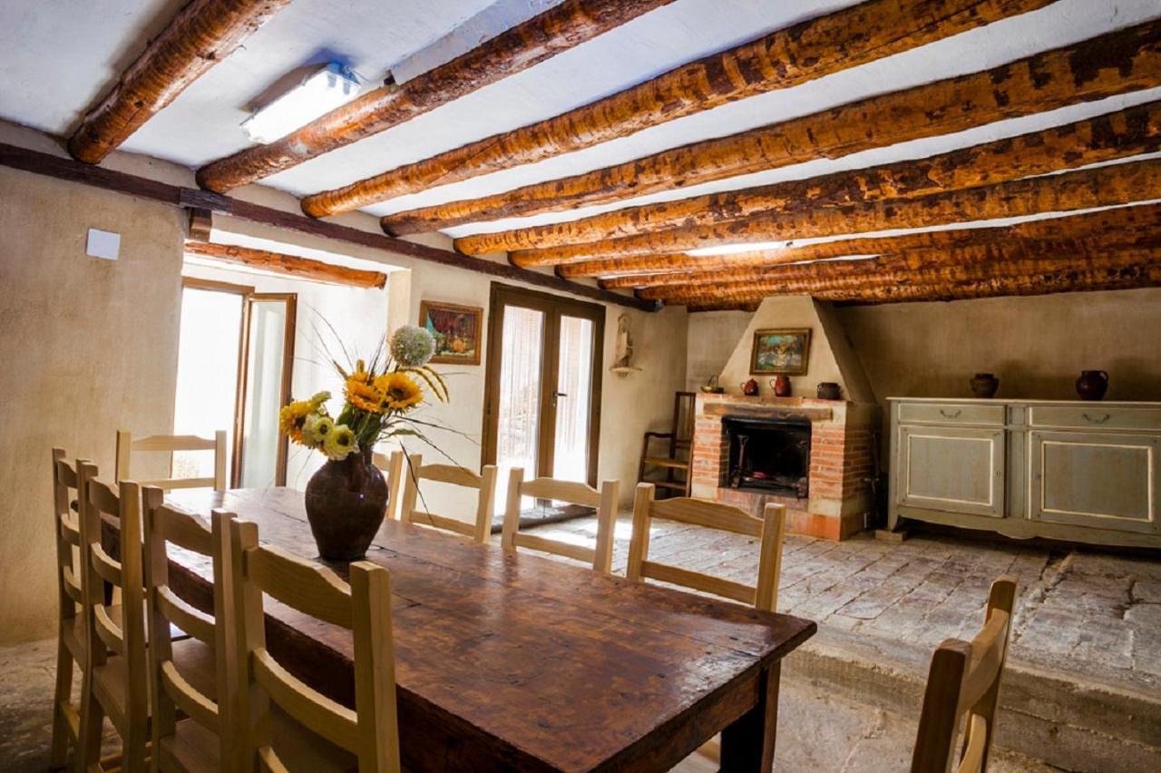 Apartamentos Casa Samper Santa Eulalia de Gállego Esterno foto