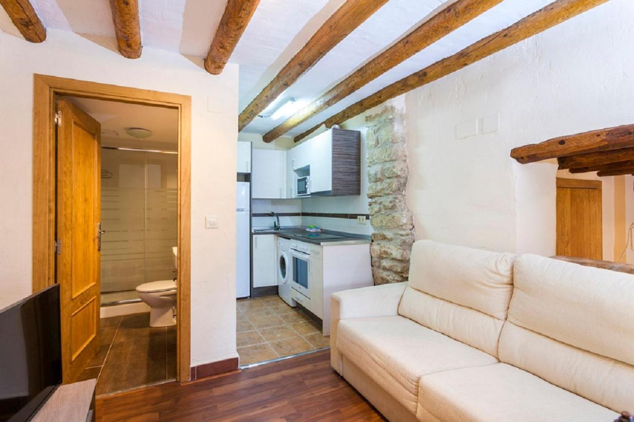 Apartamentos Casa Samper Santa Eulalia de Gállego Camera foto
