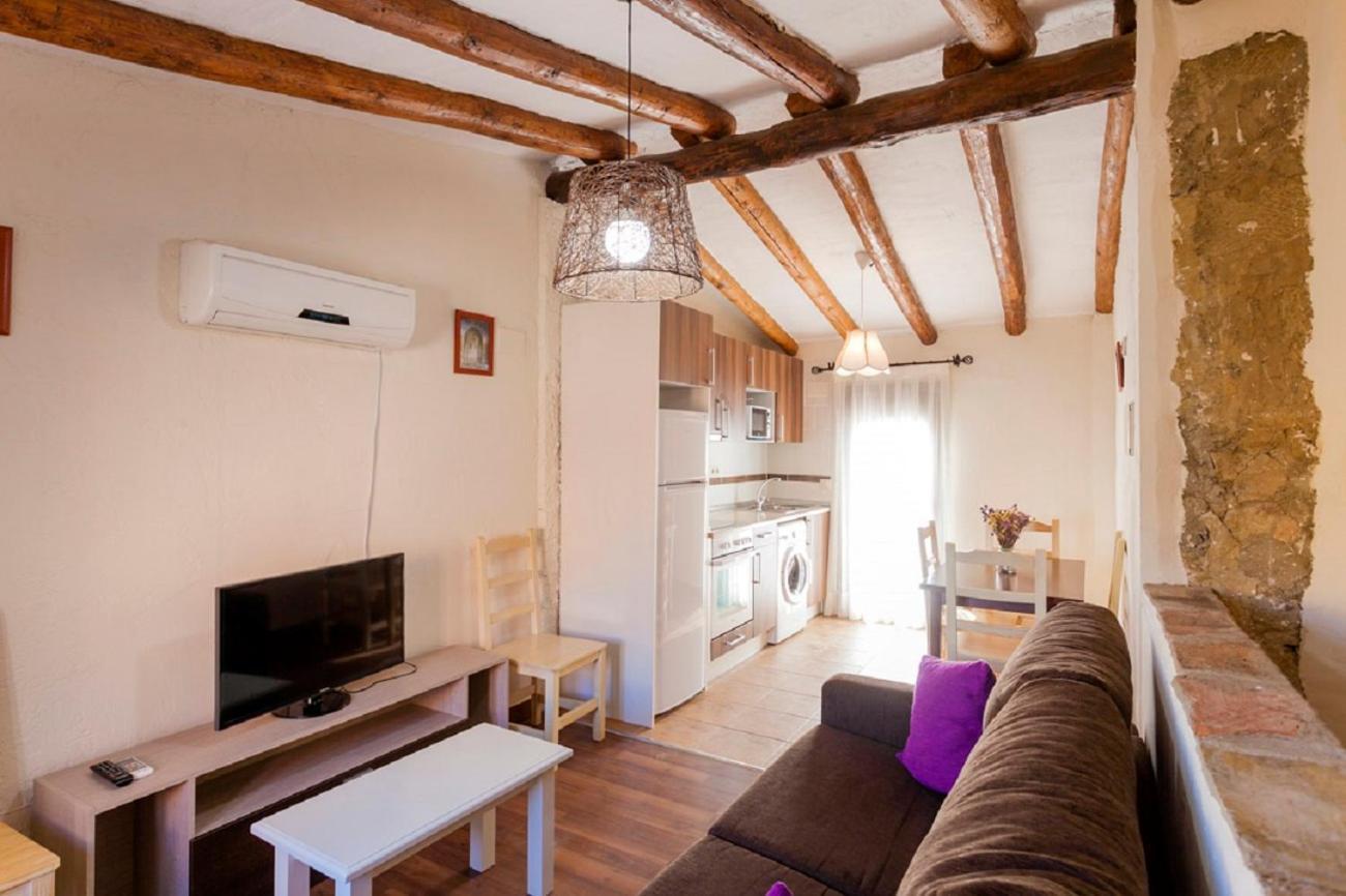Apartamentos Casa Samper Santa Eulalia de Gállego Camera foto